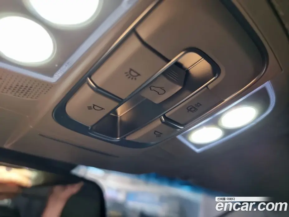 Hyundai Santa Fe 2018 2.0 автомат (гидро), фото 14