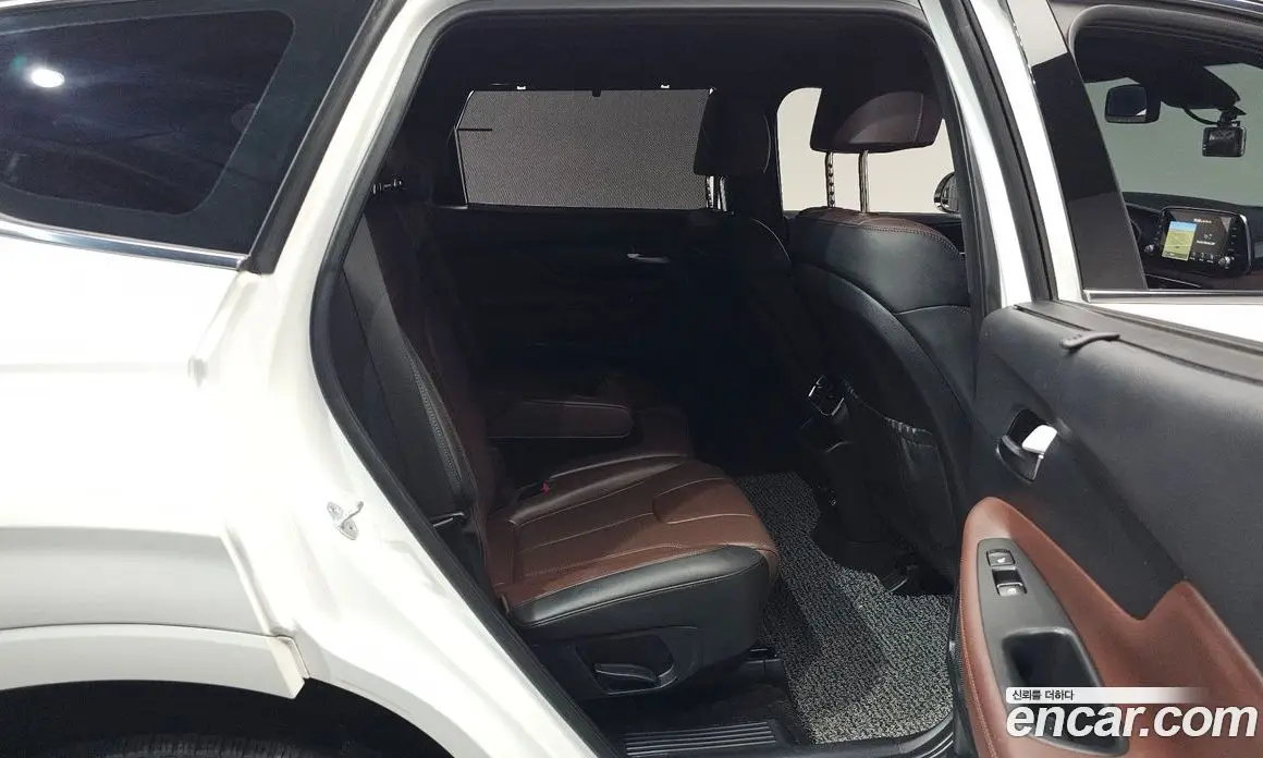 Hyundai Santa Fe 2019 2.0 автомат (гидро), фото 16