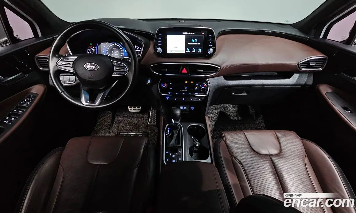 Hyundai Santa Fe 2019 2.0 автомат (гидро), фото 9