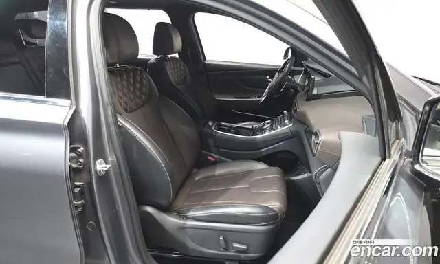 Hyundai Santa Fe 2020 2.2 автомат (гидро), миниатюра 10 Hyundai Santa Fe 2020 2.2 автомат (гидро), миниатюра 10