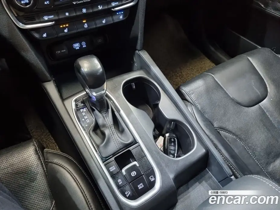 Hyundai Santa Fe 2020 2.2 автомат (гидро), фото 17