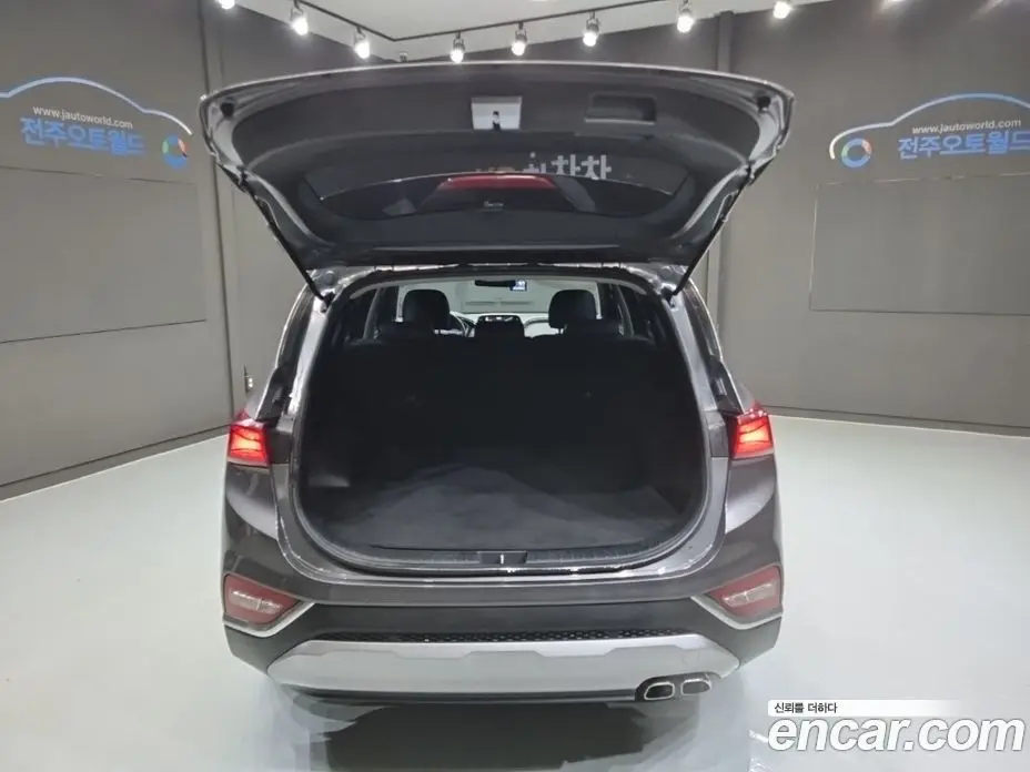 Hyundai Santa Fe 2020 2.2 автомат (гидро), фото 7