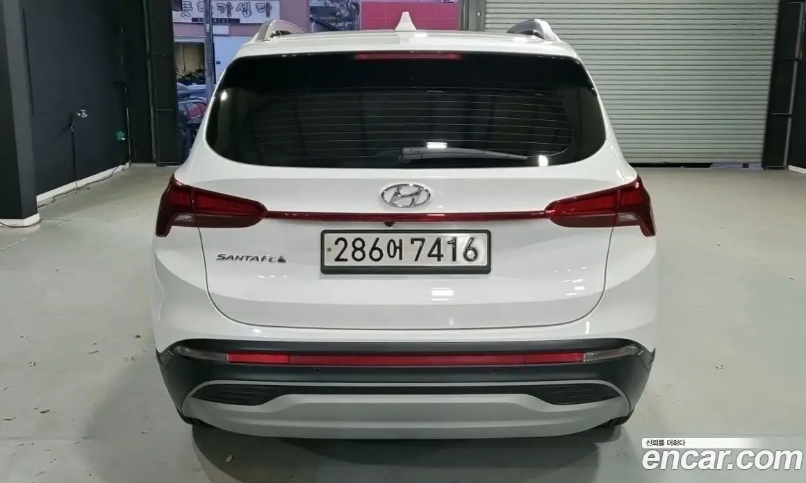 Hyundai Santa Fe 2022 2.2 автомат (гидро), фото 4