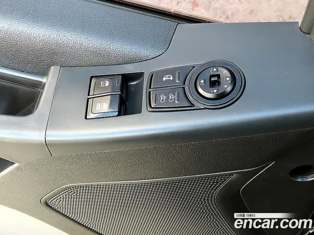 Hyundai Solati 2019 2.5 автомат (гидро), миниатюра 11