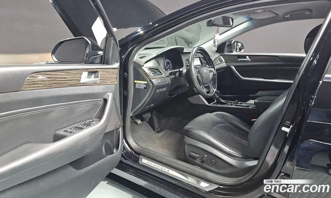 Hyundai Sonata 2014 2.0 автомат (гидро), фото 11