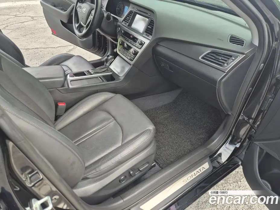 Hyundai Sonata 2015 2.4 автомат (гидро), фото 20
