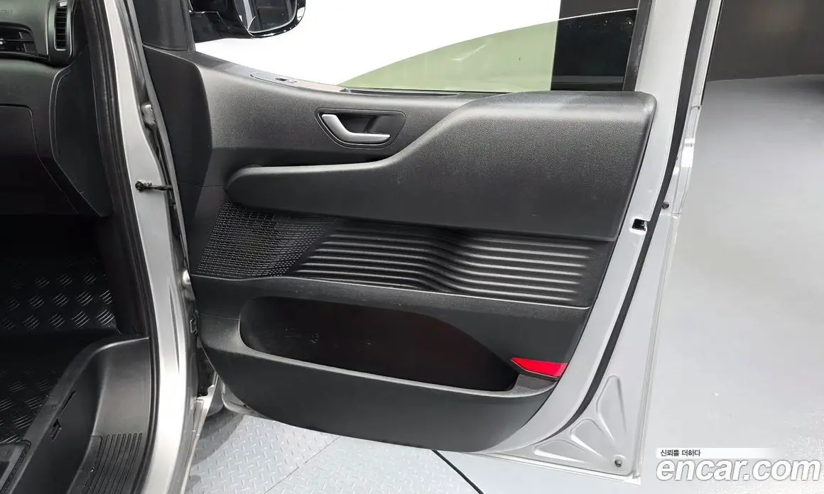 Hyundai Staria 2021 2.2 автомат (гидро), фото 15 Hyundai Staria 2021 2.2 автомат (гидро), фото 15