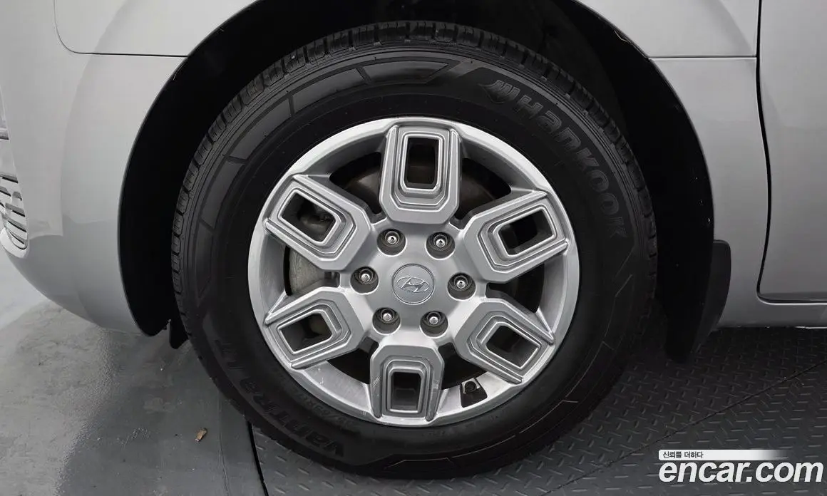 Hyundai Staria 2021 2.2 автомат (гидро), фото 5 Hyundai Staria 2021 2.2 автомат (гидро), фото 5