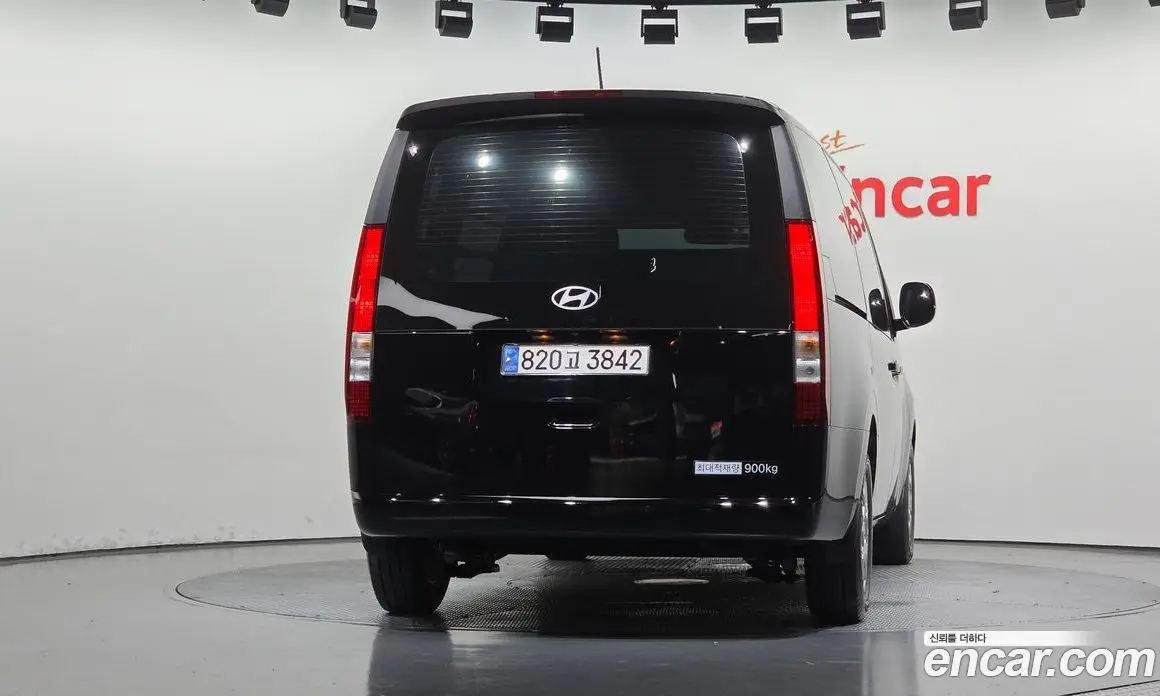 Hyundai Staria 2024 1.6 автомат (гидро), фото 4