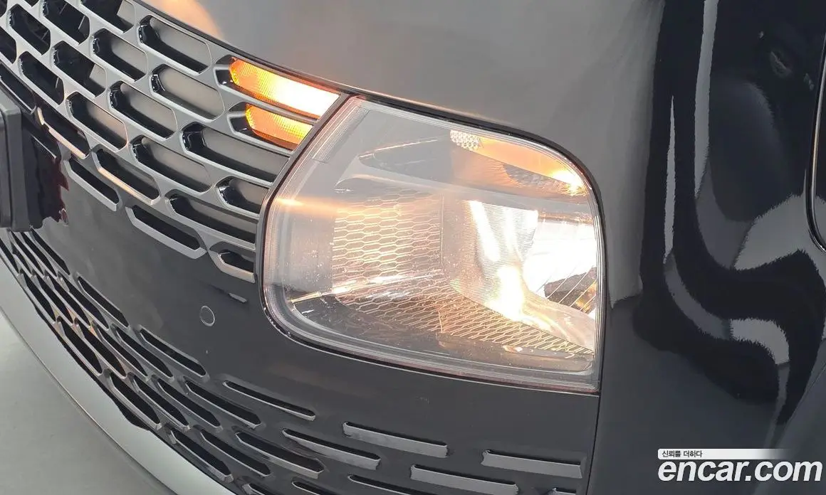 Hyundai Staria 2024 1.6 автомат (гидро), фото 8