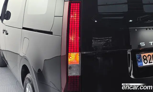 Hyundai Staria 2024 1.6 автомат (гидро), миниатюра 9