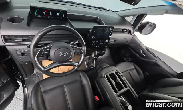 Hyundai Staria 2024 1.6 автомат (гидро), миниатюра 10