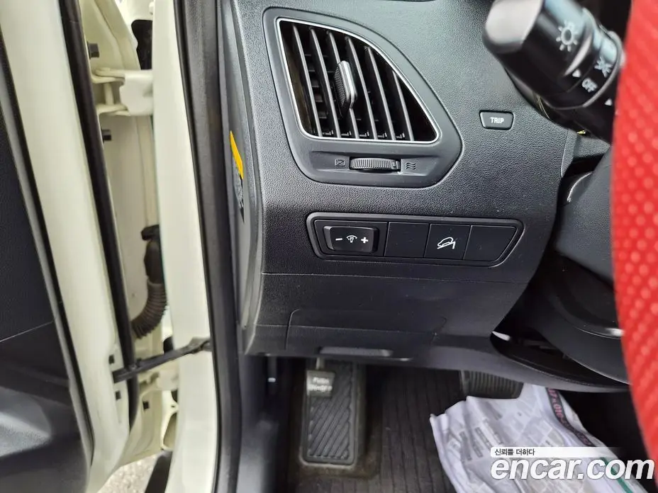 Hyundai Tucson 2011 2.0 автомат (гидро), фото 13