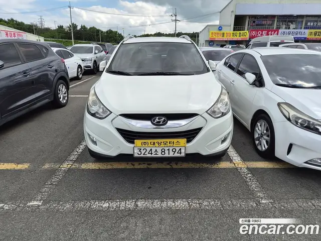 Hyundai Tucson 2011 2.0 автомат (гидро), миниатюра 3
