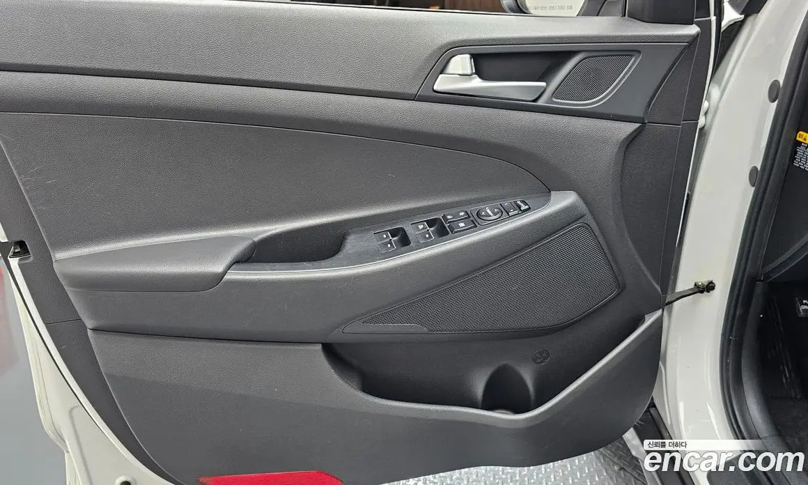 Hyundai Tucson 2015 2.0 автомат (гидро), фото 14