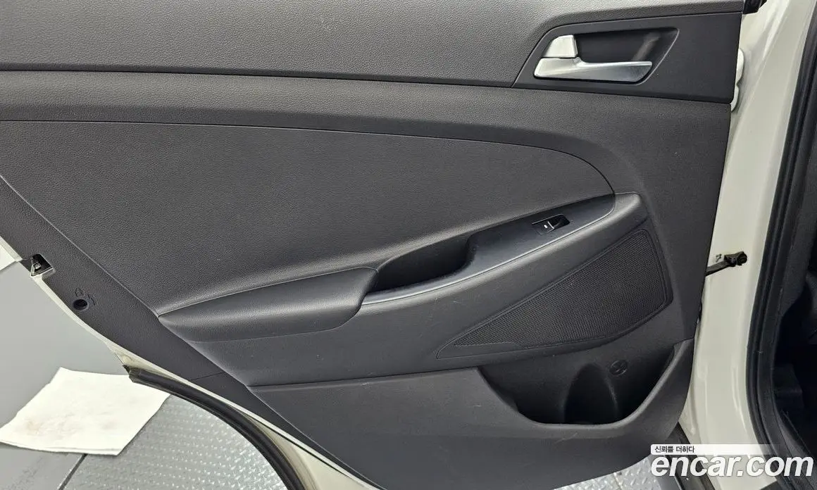 Hyundai Tucson 2015 2.0 автомат (гидро), фото 15