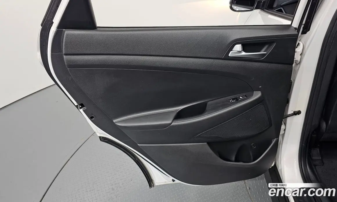 Hyundai Tucson 2017 2.0 автомат (гидро), фото 14