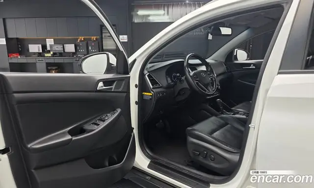 Hyundai Tucson 2017 2.0 автомат (гидро), миниатюра 12