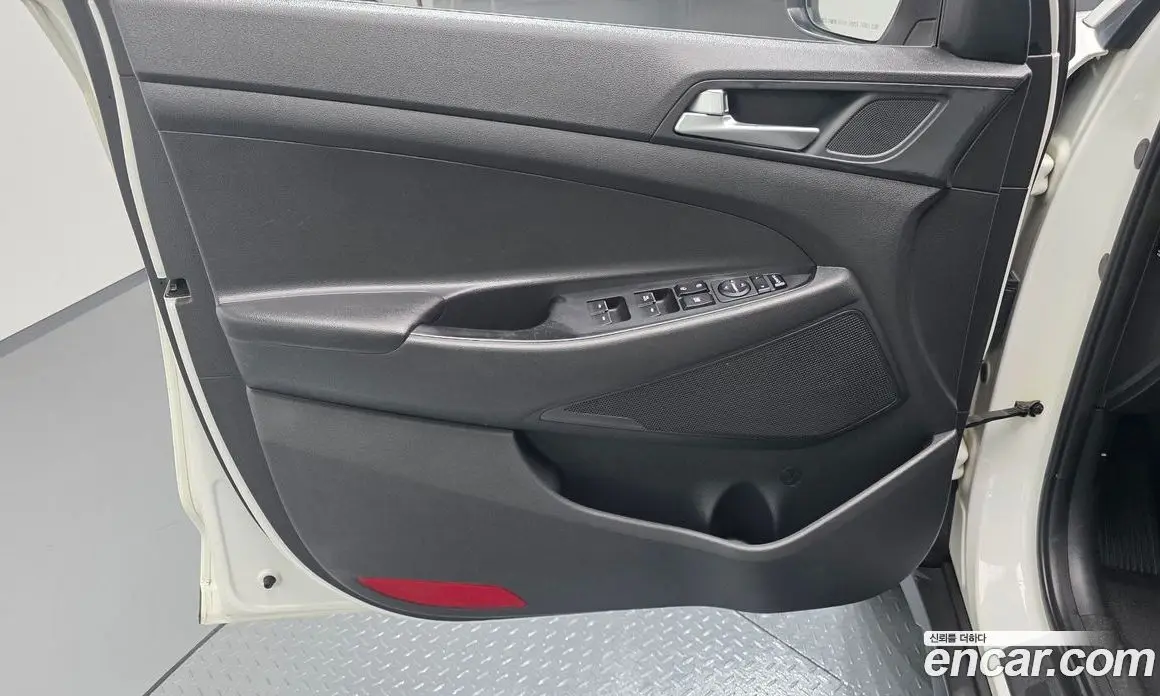 Hyundai Tucson 2017 2.0 автомат (гидро), фото 13