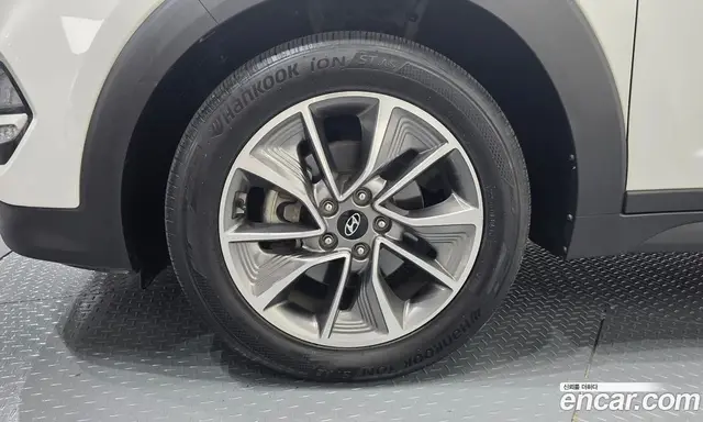 Hyundai Tucson 2017 2.0 автомат (гидро), миниатюра 4