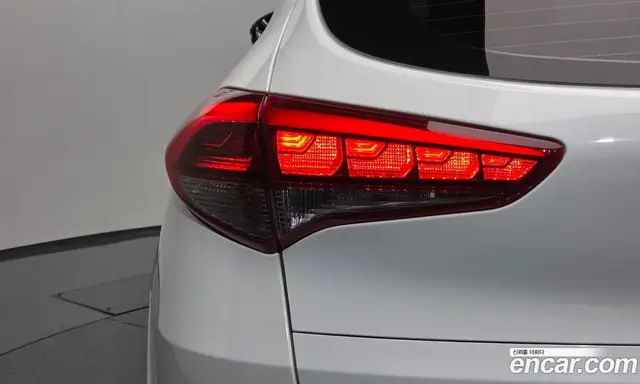 Hyundai Tucson 2017 2.0 автомат (гидро), миниатюра 8