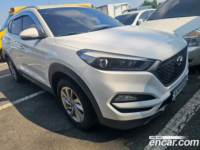 Hyundai Tucson 2017 1.7 автомат (гидро), миниатюра 2 Hyundai Tucson 2017 1.7 автомат (гидро), миниатюра 2
