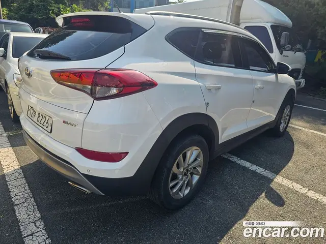 Hyundai Tucson 2017 1.7 автомат (гидро), миниатюра 6 Hyundai Tucson 2017 1.7 автомат (гидро), миниатюра 6