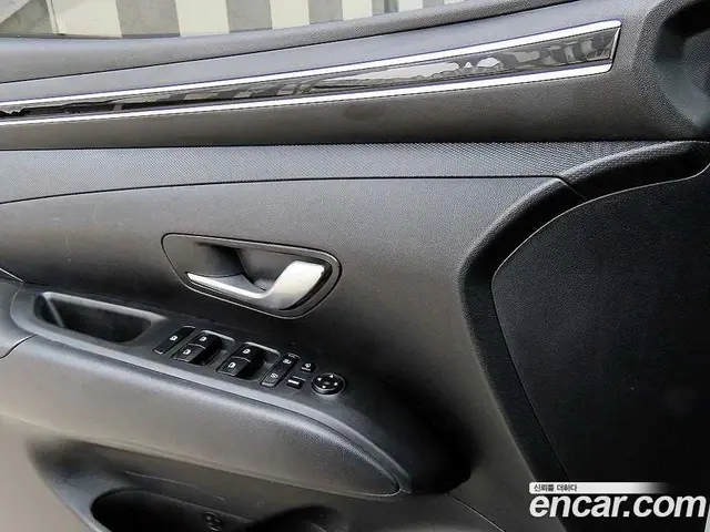 Hyundai Tucson 2021 1.6 автомат (гидро), миниатюра 11