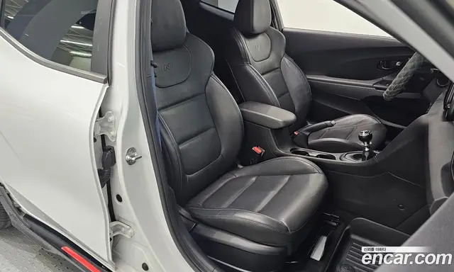 Hyundai Veloster 2018 2.0 механика, миниатюра 11 Hyundai Veloster 2018 2.0 механика, миниатюра 11