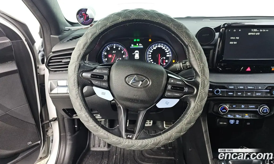 Hyundai Veloster 2018 2.0 механика, фото 13 Hyundai Veloster 2018 2.0 механика, фото 13