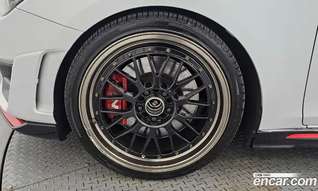 Hyundai Veloster 2018 2.0 механика, миниатюра 5 Hyundai Veloster 2018 2.0 механика, миниатюра 5