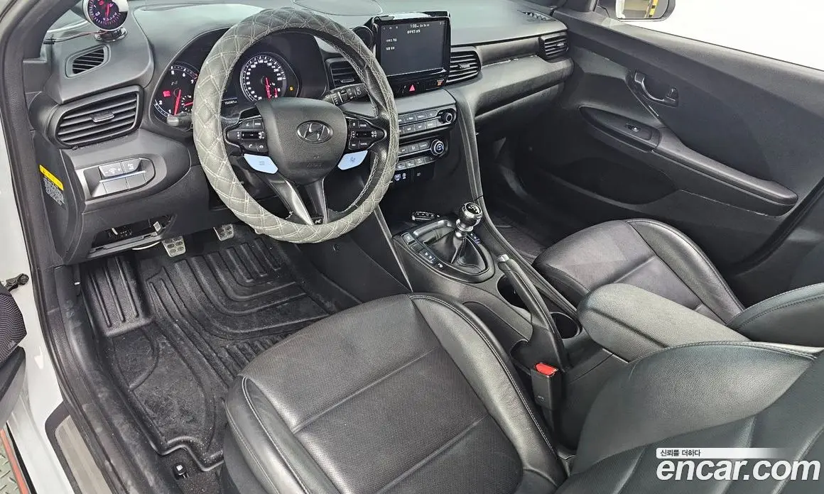 Hyundai Veloster 2018 2.0 механика, фото 7 Hyundai Veloster 2018 2.0 механика, фото 7
