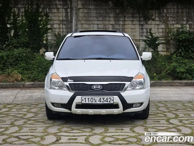 Kia Carnival 2010 2.2 автомат (гидро), миниатюра 2 Kia Carnival 2010 2.2 автомат (гидро), миниатюра 2
