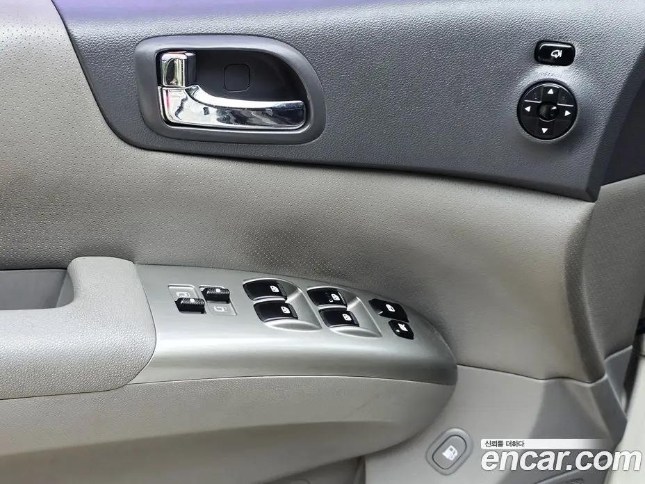 Kia Carnival 2010 2.2 автомат (гидро), фото 17 Kia Carnival 2010 2.2 автомат (гидро), фото 17