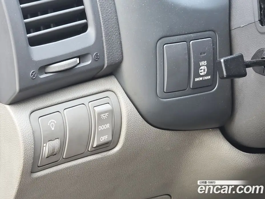 Kia Carnival 2010 2.2 автомат (гидро), фото 18 Kia Carnival 2010 2.2 автомат (гидро), фото 18