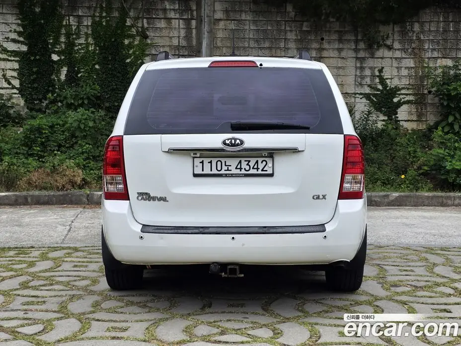 Kia Carnival 2010 2.2 автомат (гидро), фото 4 Kia Carnival 2010 2.2 автомат (гидро), фото 4
