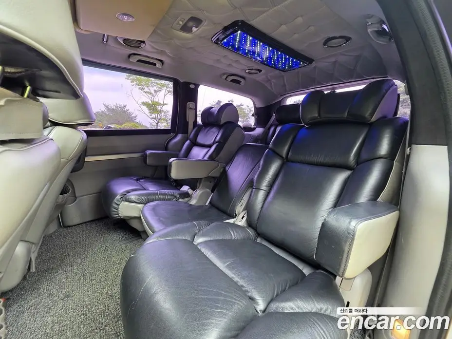 Kia Carnival 2010 2.2 автомат (гидро), фото 8 Kia Carnival 2010 2.2 автомат (гидро), фото 8