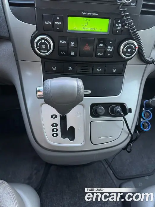 Kia Carnival 2013 2.2 автомат (гидро), миниатюра 11