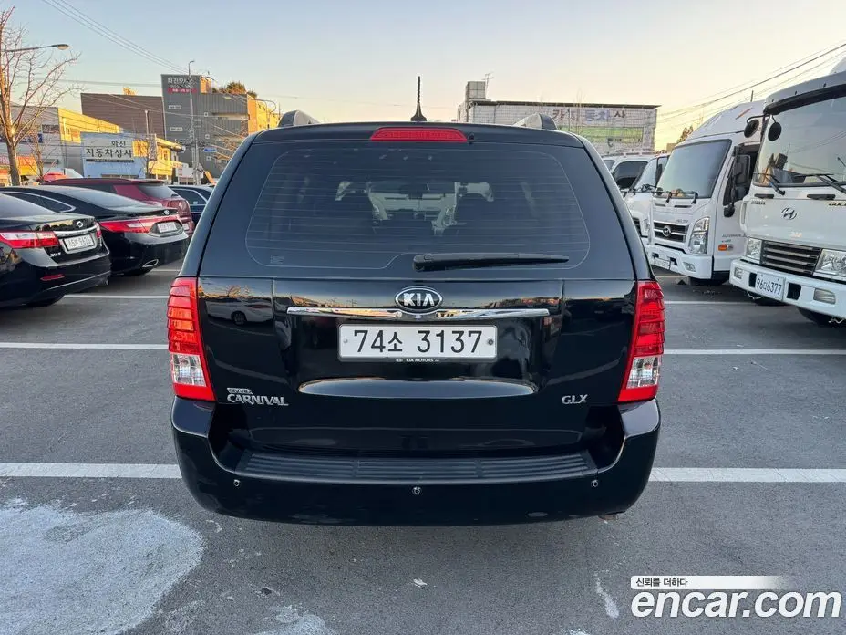 Kia Carnival 2013 2.2 автомат (гидро), фото 4
