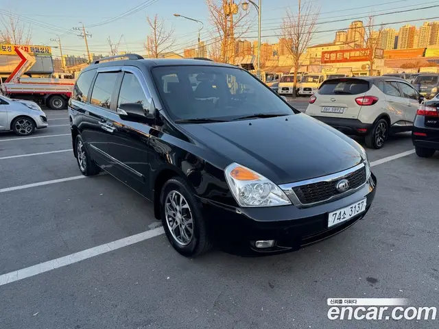 Kia Carnival 2013 2.2 автомат (гидро), миниатюра 6