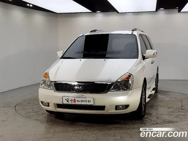Kia Carnival 2013 2.2 автомат (гидро), миниатюра 2 Kia Carnival 2013 2.2 автомат (гидро), миниатюра 2