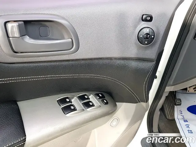 Kia Carnival 2013 2.2 автомат (гидро), миниатюра 10 Kia Carnival 2013 2.2 автомат (гидро), миниатюра 10