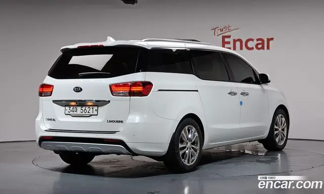 Kia Carnival, 2017, 77 891 км