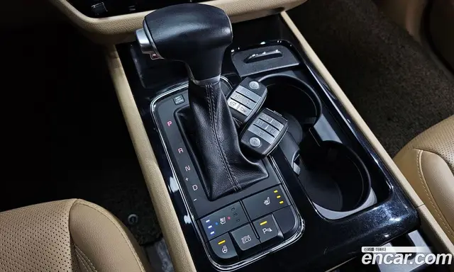 Kia Carnival 2017 2.2 автомат (гидро), миниатюра 11