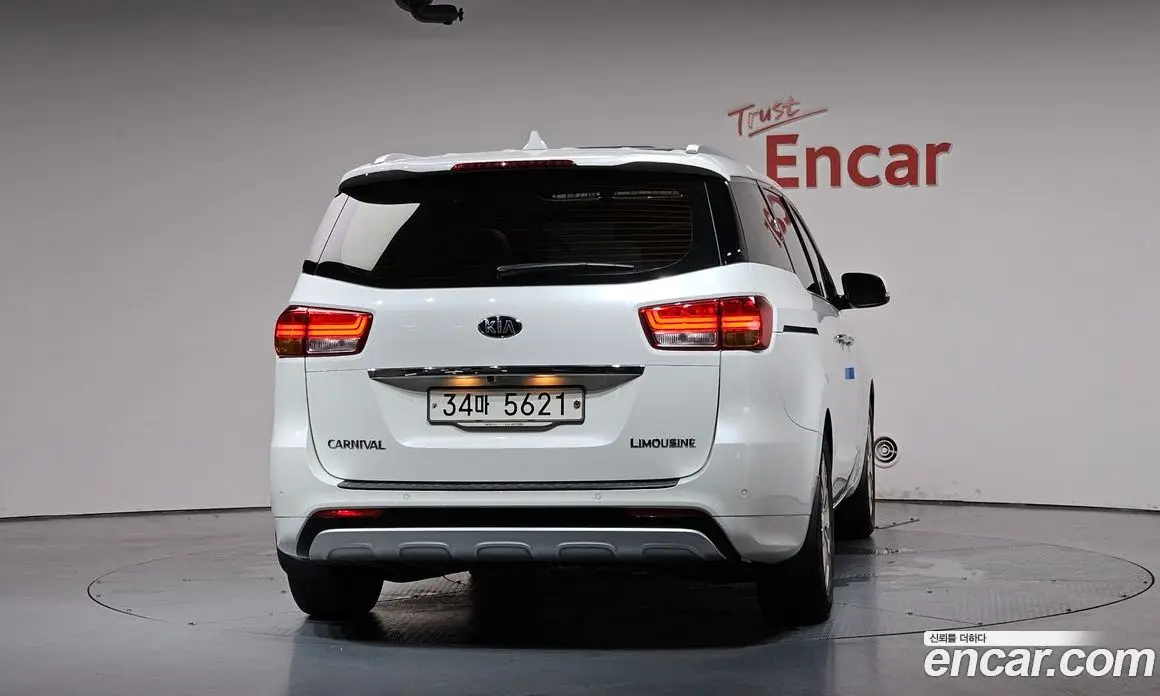 Kia Carnival 2017 2.2 автомат (гидро), фото 3