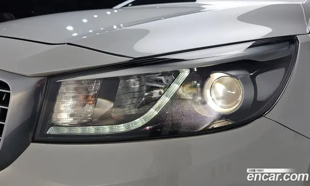 Kia Carnival 2017 2.2 автомат (гидро), миниатюра 7