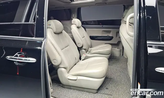 Kia Carnival 2017 2.2 автомат (гидро), миниатюра 11 Kia Carnival 2017 2.2 автомат (гидро), миниатюра 11
