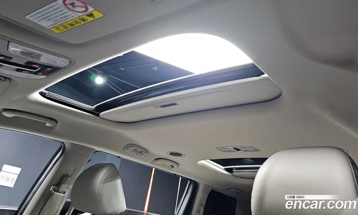 Kia Carnival 2017 2.2 автомат (гидро), фото 16 Kia Carnival 2017 2.2 автомат (гидро), фото 16
