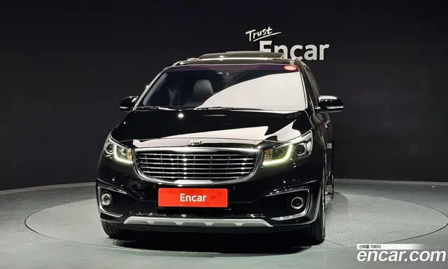 Kia Carnival 2017 2.2 автомат (гидро), миниатюра 3 Kia Carnival 2017 2.2 автомат (гидро), миниатюра 3