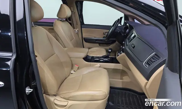 Kia Carnival 2018 2.2 автомат (гидро), миниатюра 12